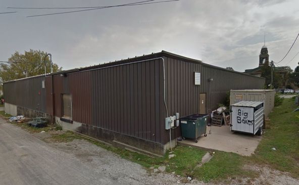 Leon Retail Center: 108 NE 3rd St, Leon, IA 50144